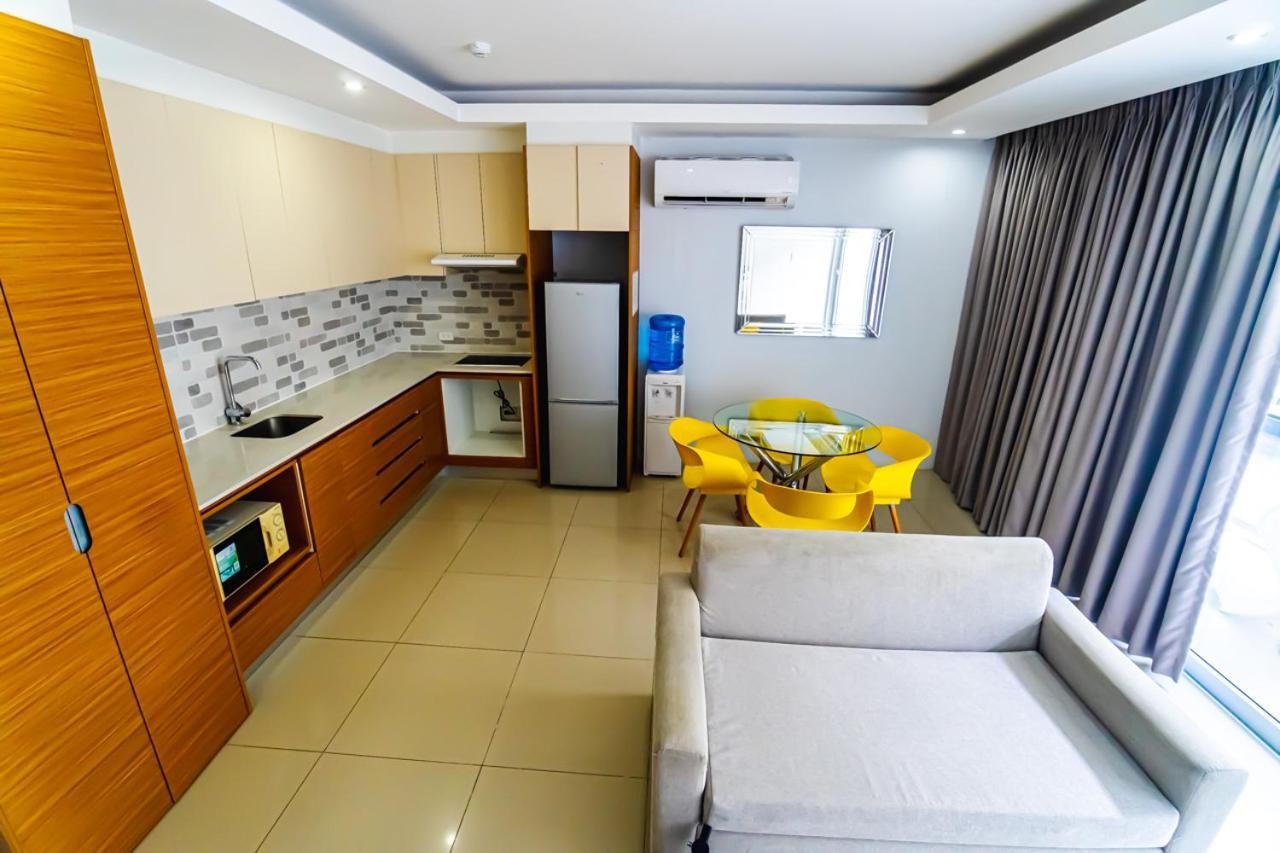 Chequers Suites Subic Bay Olongapo Exterior foto