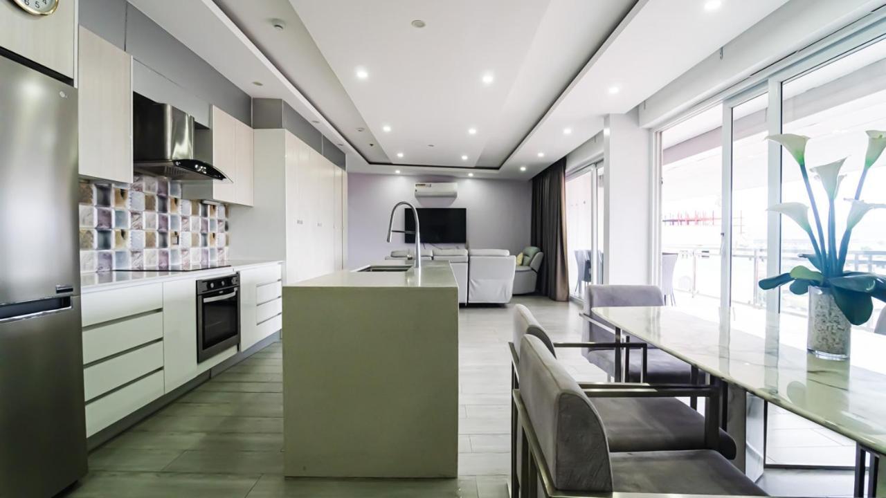 Chequers Suites Subic Bay Olongapo Exterior foto
