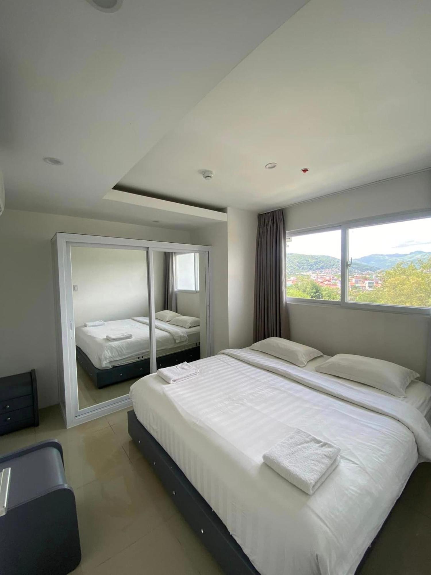 Chequers Suites Subic Bay Olongapo Exterior foto